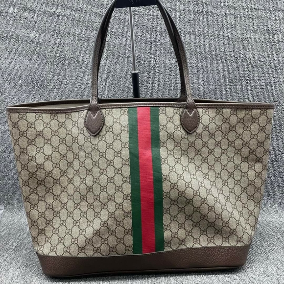 100% Authentic Gucci Leather Tote Bag - Picture 2 of 16